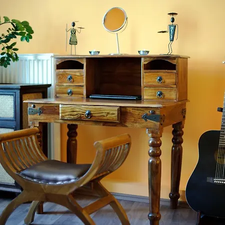 Puravida: Deluxe & Studio