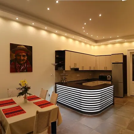 Puravida: Deluxe & Studio Apartment Apartment